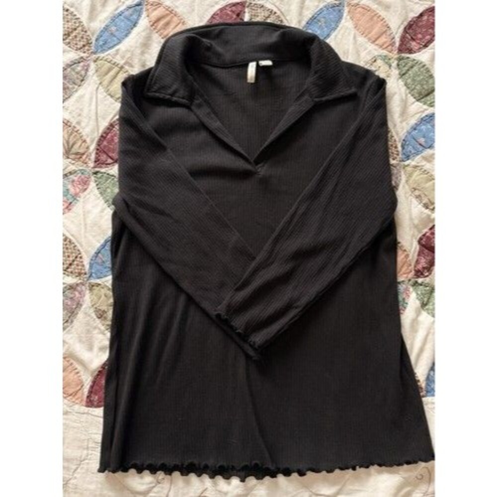 Cato Women's Black Ribbed Knit Collared Ruffle Long Sleeve Top, Size M